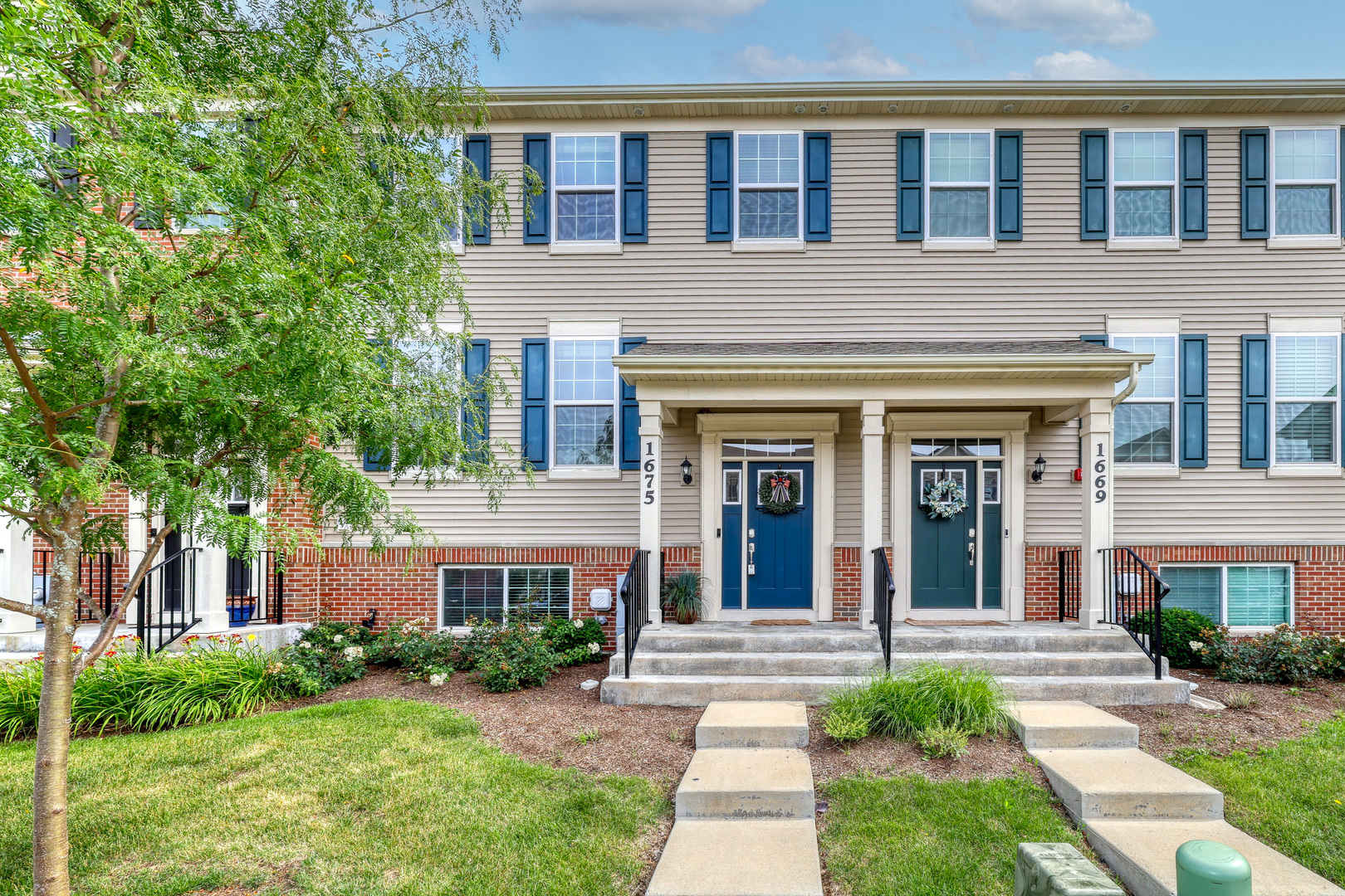 Photo of 1675 Sager Way, Batavia, IL 60510