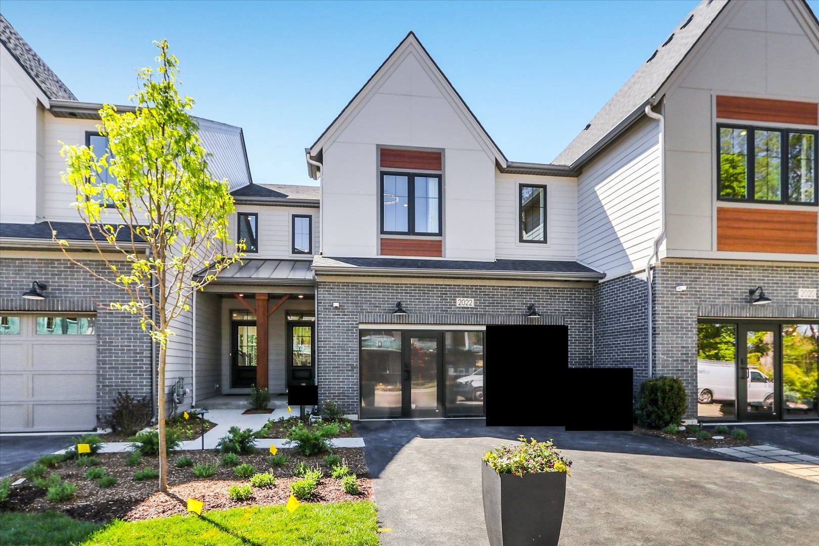 Photo of 2022 Iron Ridge Lane, Naperville, IL 60563