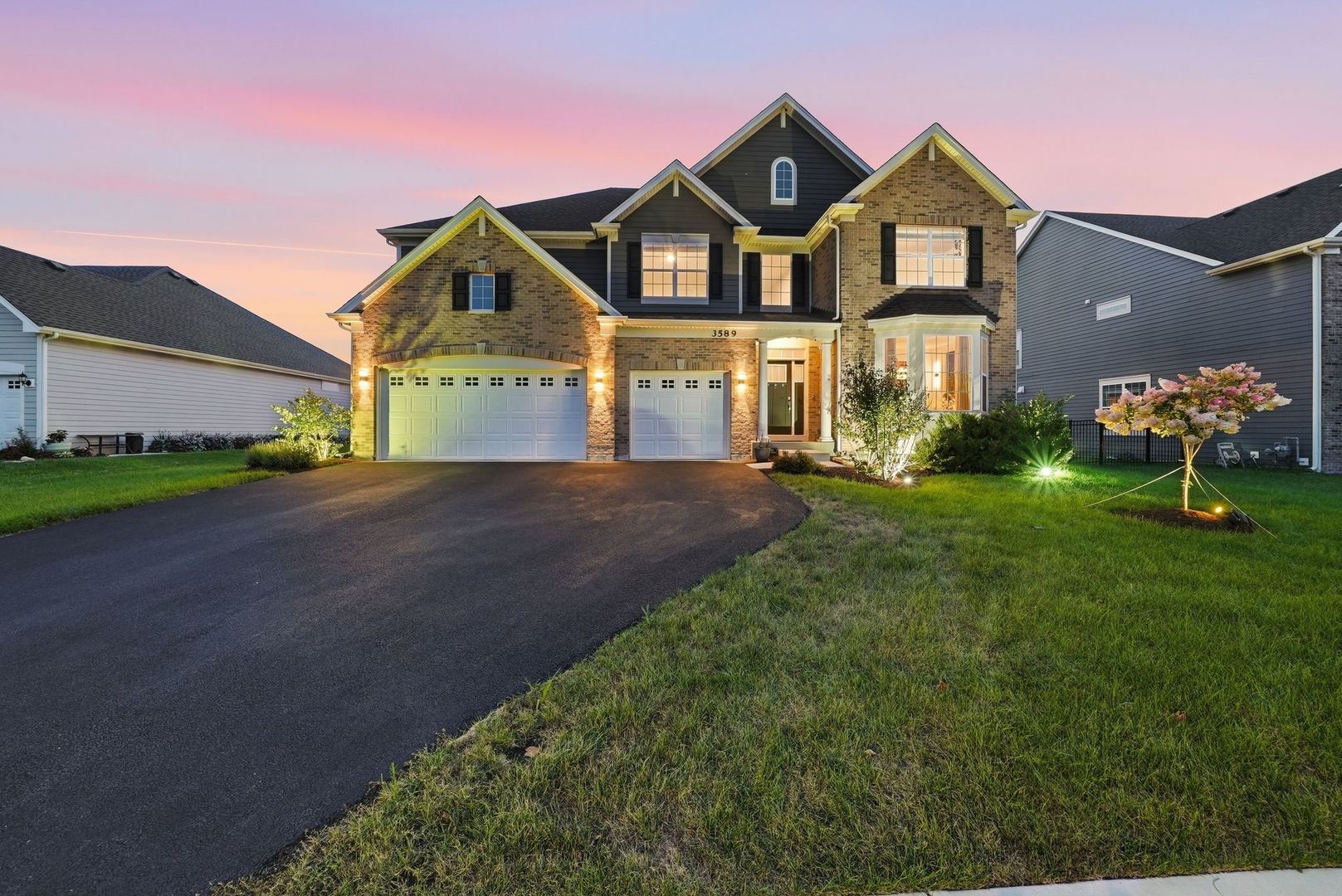 Photo of 3589 Emerald Road, Elgin, IL 60124