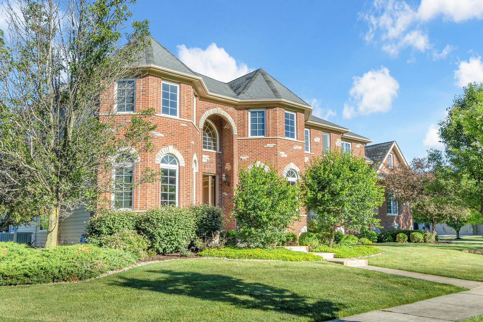 Photo of 1948 Saddle Farm Lane, Naperville, IL 60564