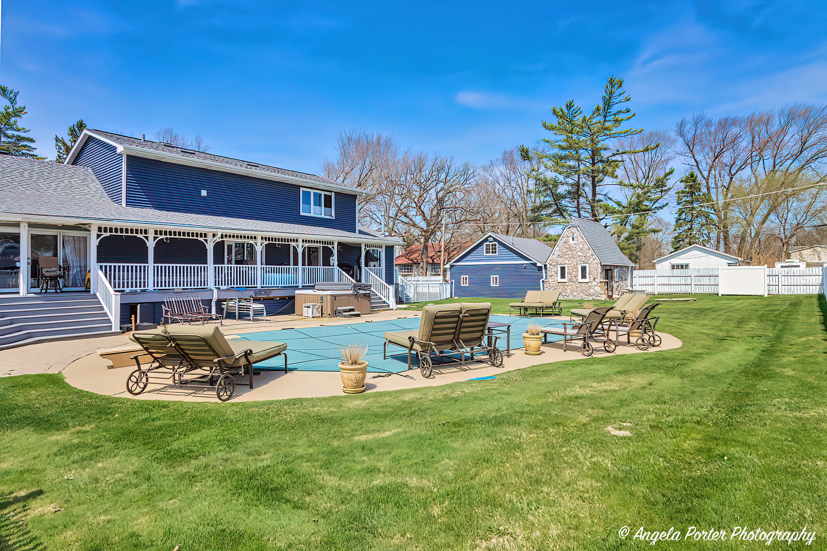 Photo of 41653 N Lotus Avenue, Antioch, IL 60002