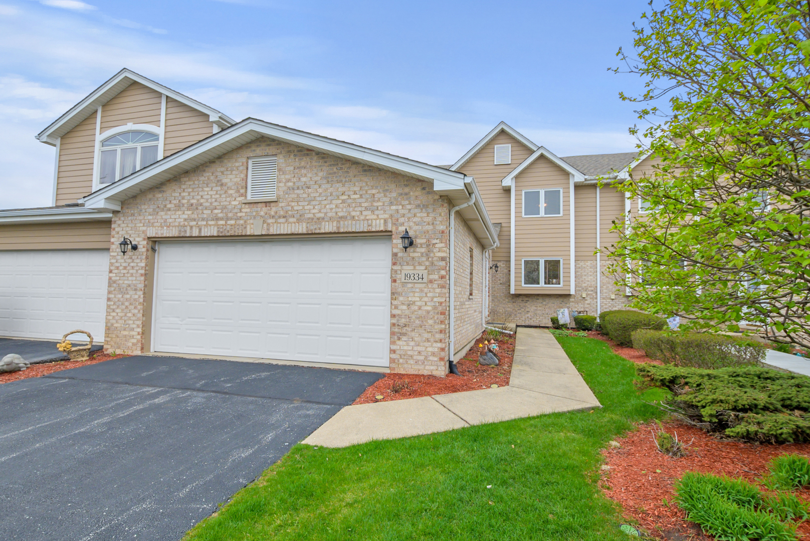 Photo of 19334 Carrick Way, Tinley Park, IL 60487