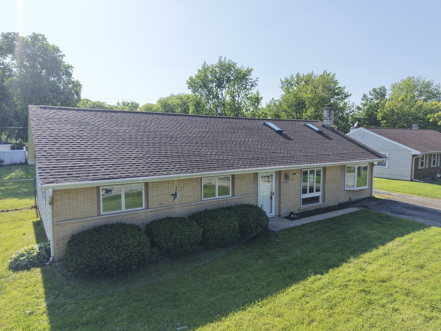 Photo of 7706 WARWICK Avenue, Darien, IL 60561