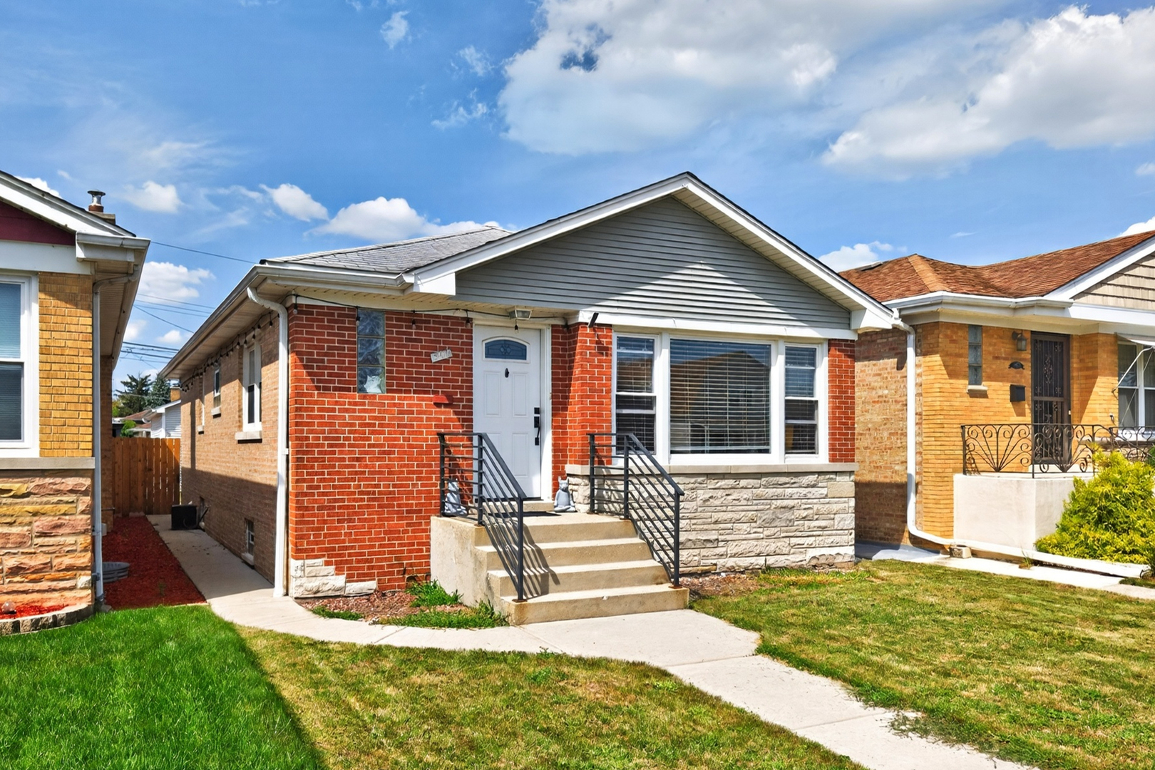 Photo of 5440 N Mobile Avenue, Chicago, IL 60630