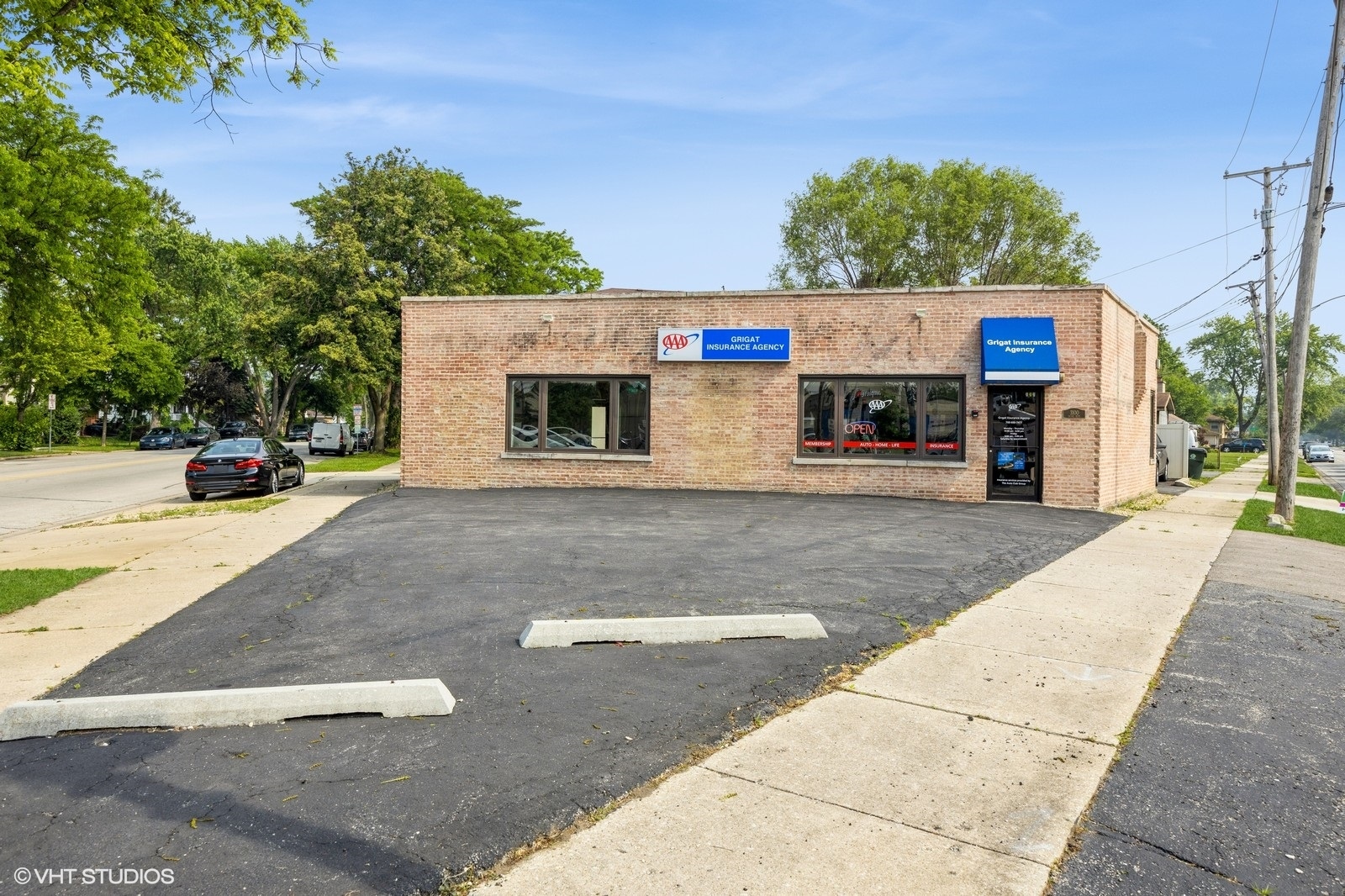 Photo of 3100 Grand Boulevard, Brookfield, IL 60513