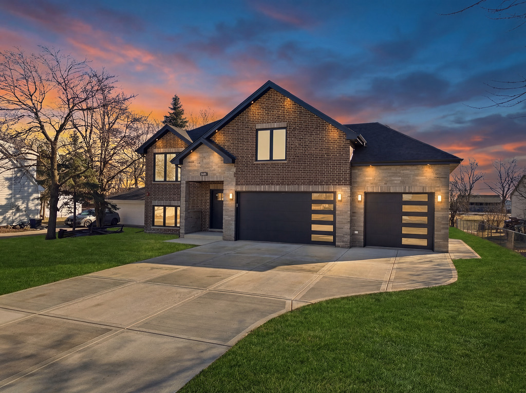 Photo of 9327 Pleasant Avenue, Tinley Park, IL 60487