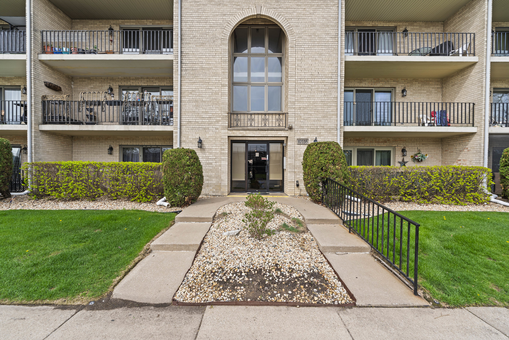 Photo of 10538 Central Avenue, Chicago Ridge, IL 60415