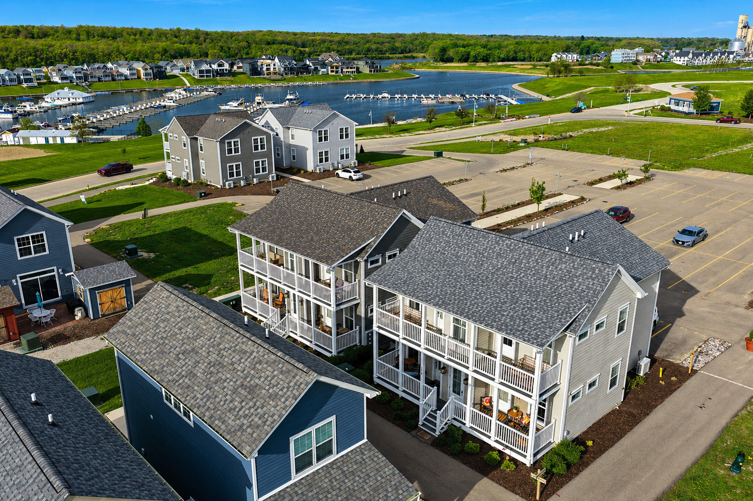 Photo of 200 Great Loop Drive, Ottawa, IL 61350
