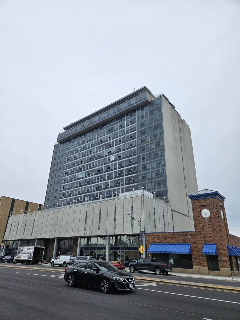 Photo of 7234 W North Avenue, Elmwood Park, IL 60707