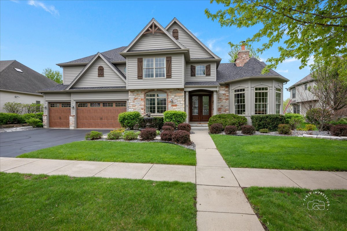 Photo of 4N734 BLUE LAKE Circle, St. Charles, IL 60175