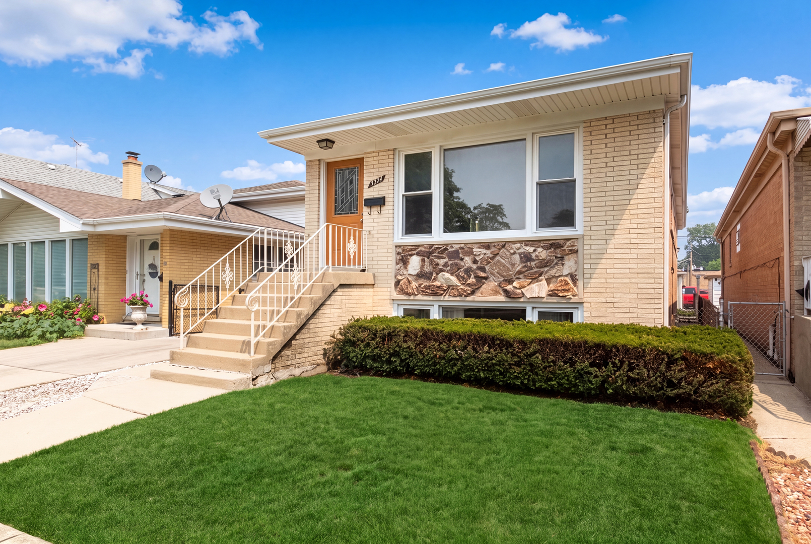 Photo of 7234 W Fitch Avenue, Chicago, IL 60631