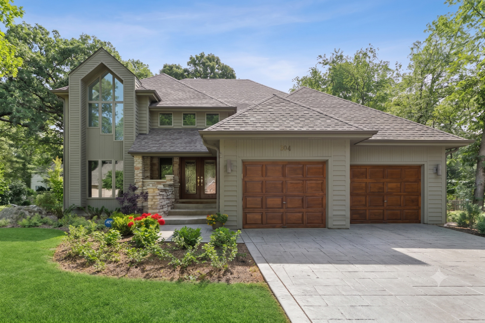Photo of 304 Apple River Drive, Naperville, IL 60565