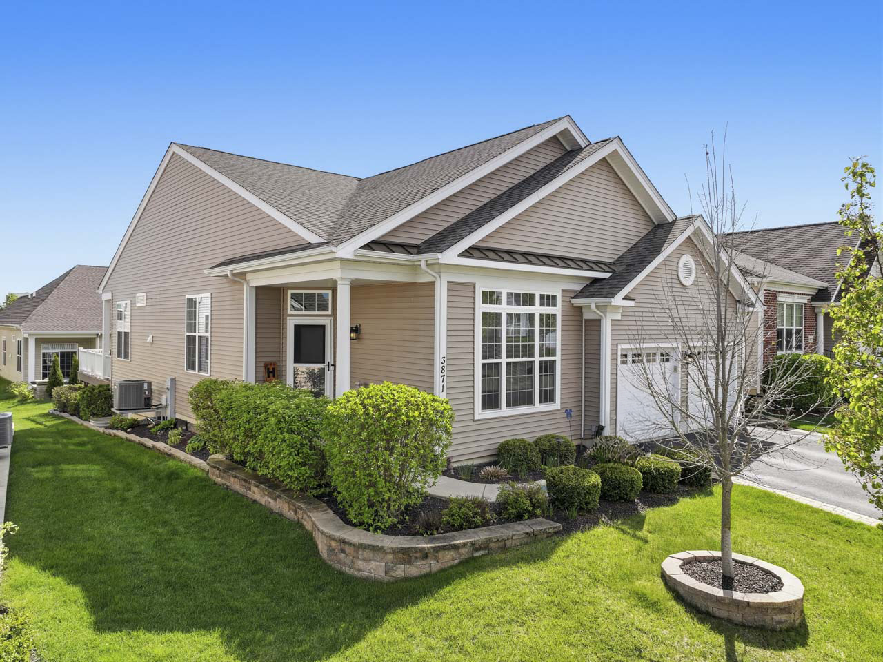 Photo of 3871 Crooked Creek Drive, Elgin, IL 60124