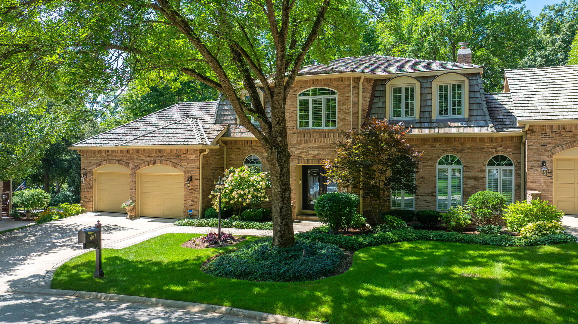 Photo of 467 Le Provence Circle, Naperville, IL 60540