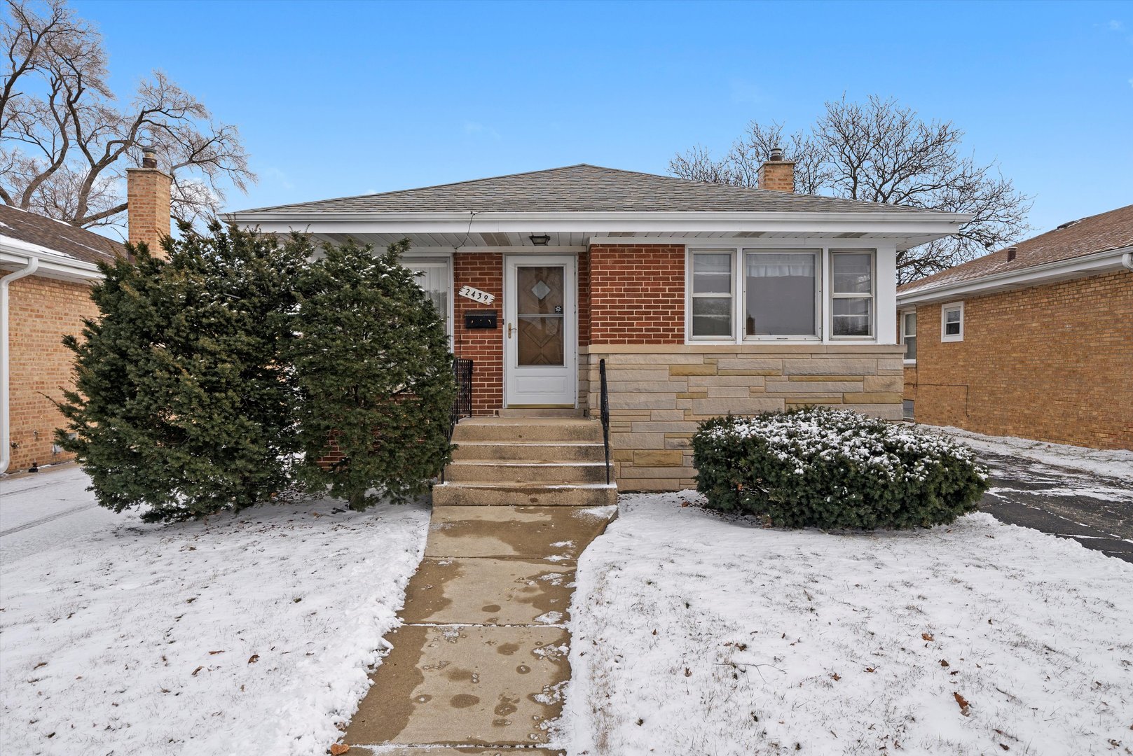 Photo of 2439 Ernst Street, Franklin Park, IL 60131