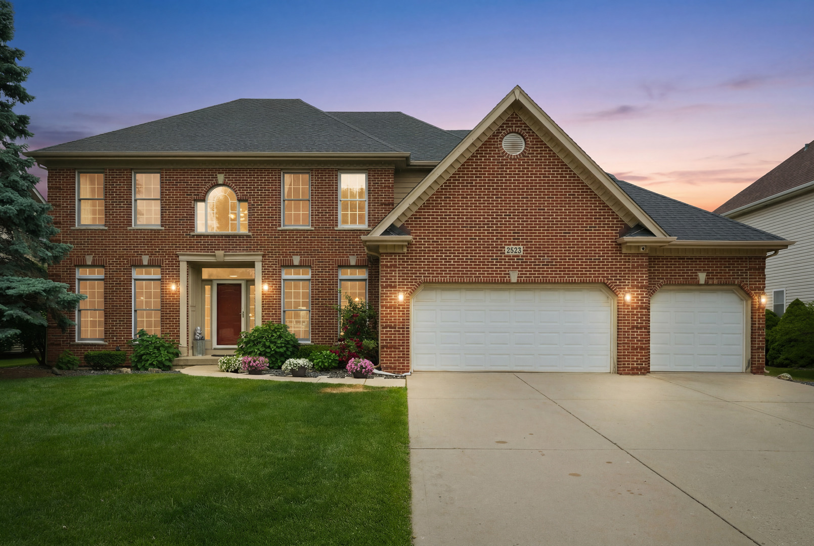 Photo of 3423 Goldfinch Drive, Naperville, IL 60564