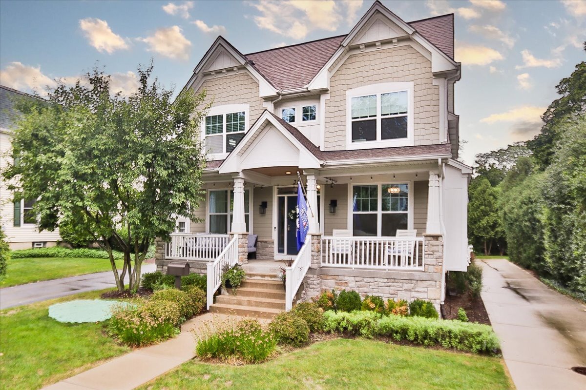 Photo of 315 W Franklin Street, Wheaton, IL 60187