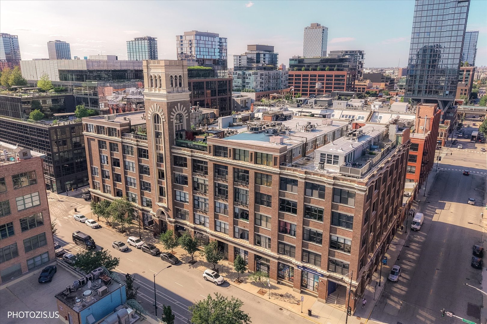 Photo of 1000 W Washington Boulevard, Chicago, IL 60607