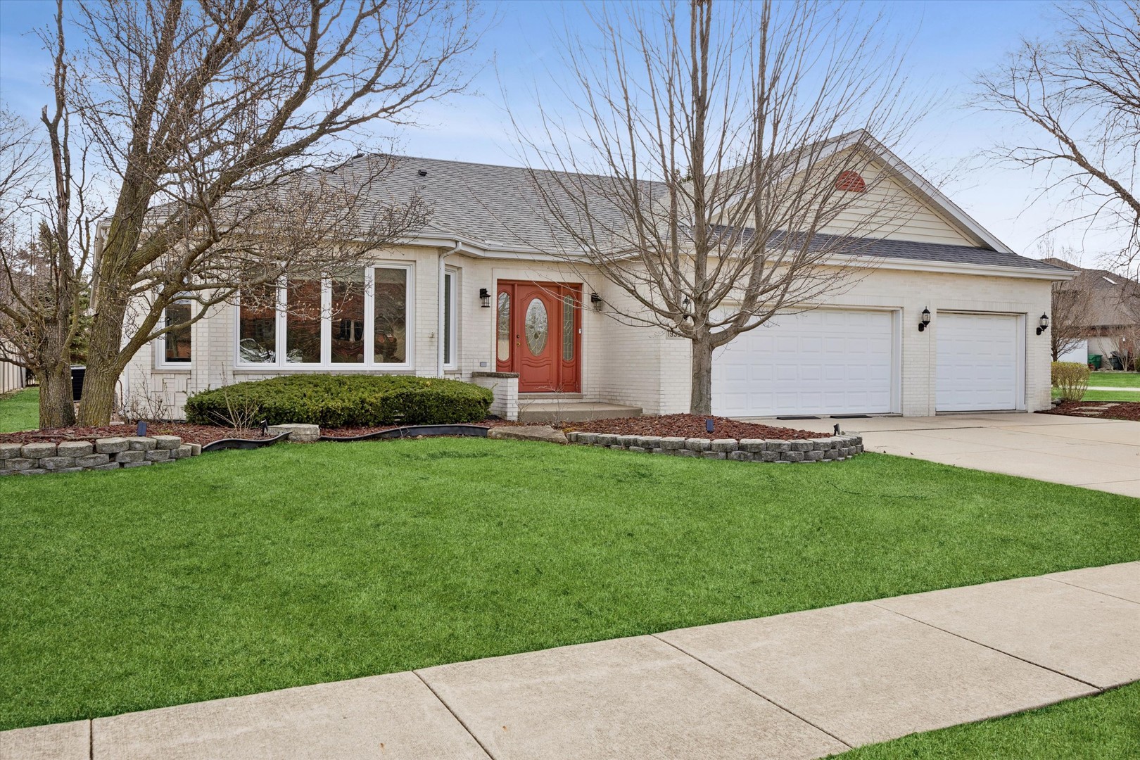 Photo of 19337 SHABBONA Drive, Tinley Park, IL 60487