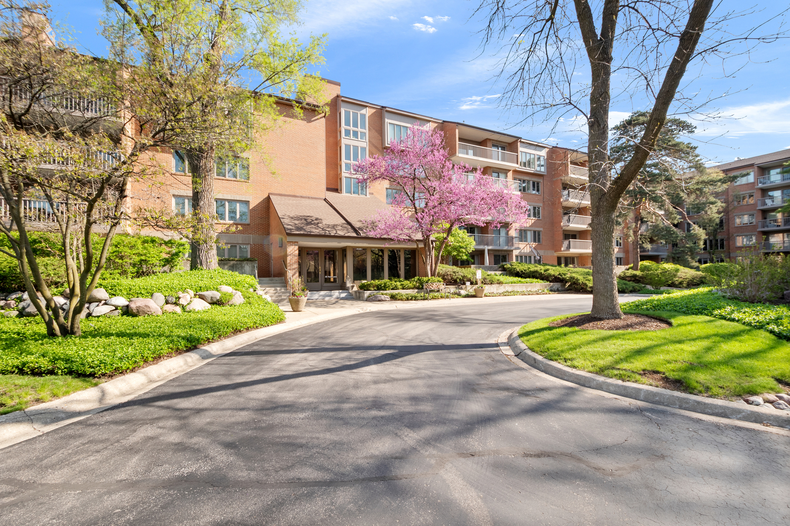 Photo of 22 Park Lane, Park Ridge, IL 60068