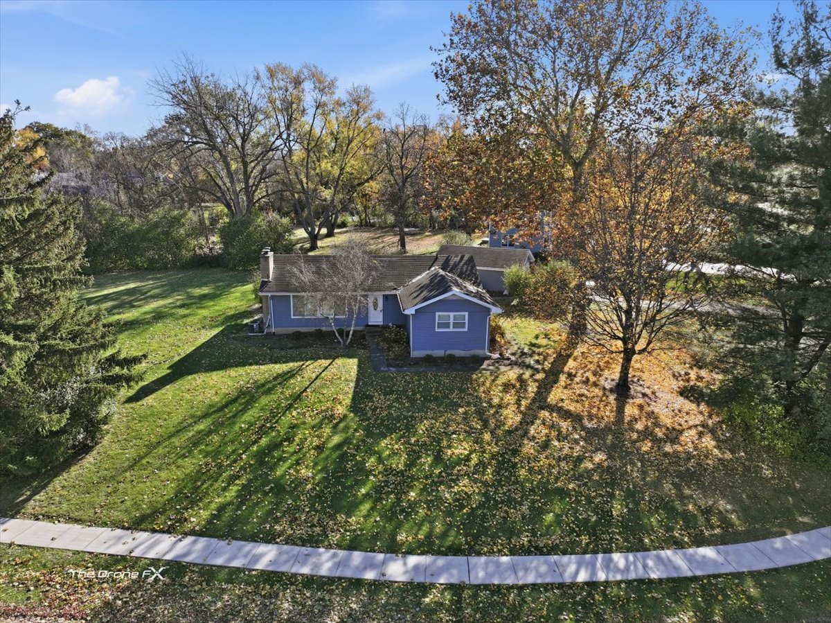 Photo of 1519 Foothill Drive, Wheaton, IL 60189