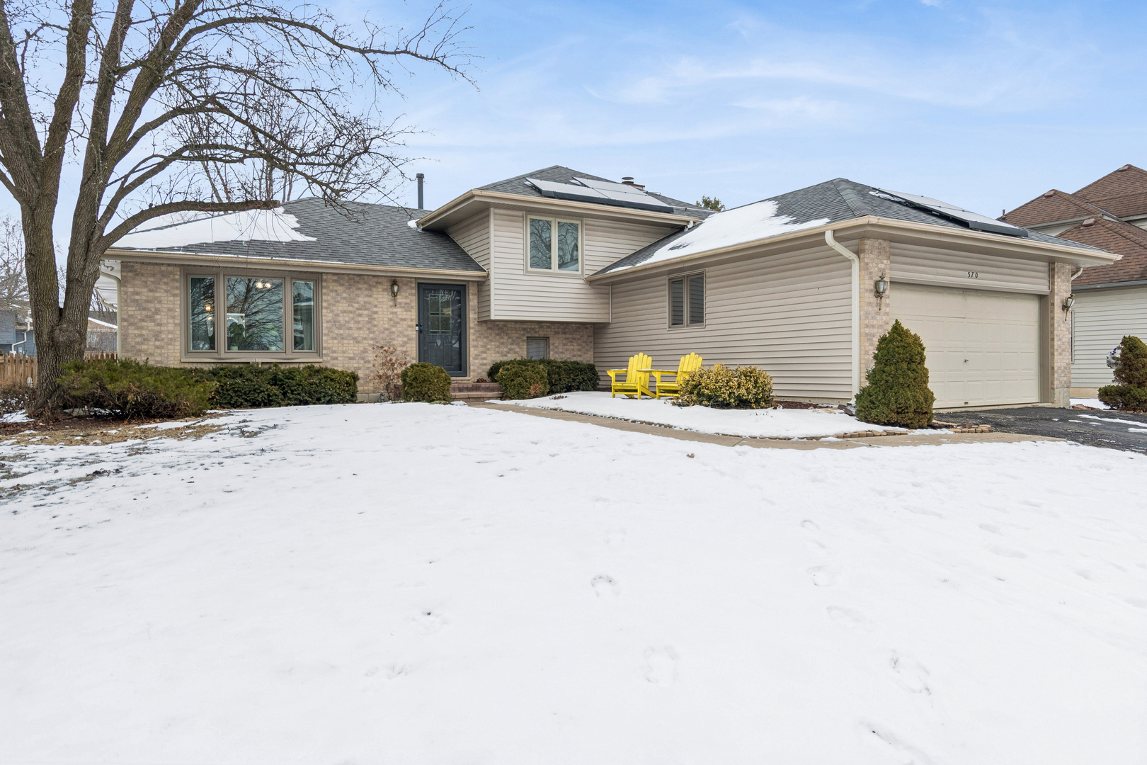 Photo of 570 Boardman Circle, Bolingbrook, IL 60440
