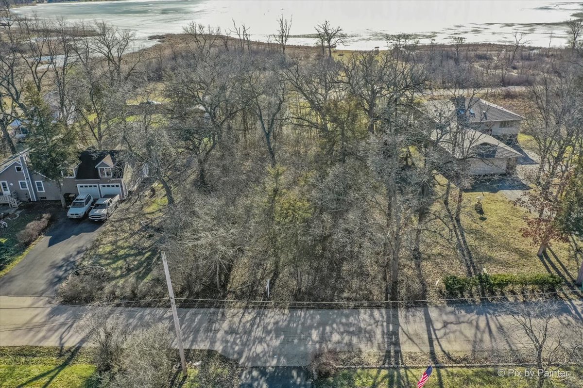 Photo of 41016 N Ridge Circle, Antioch, IL 60002