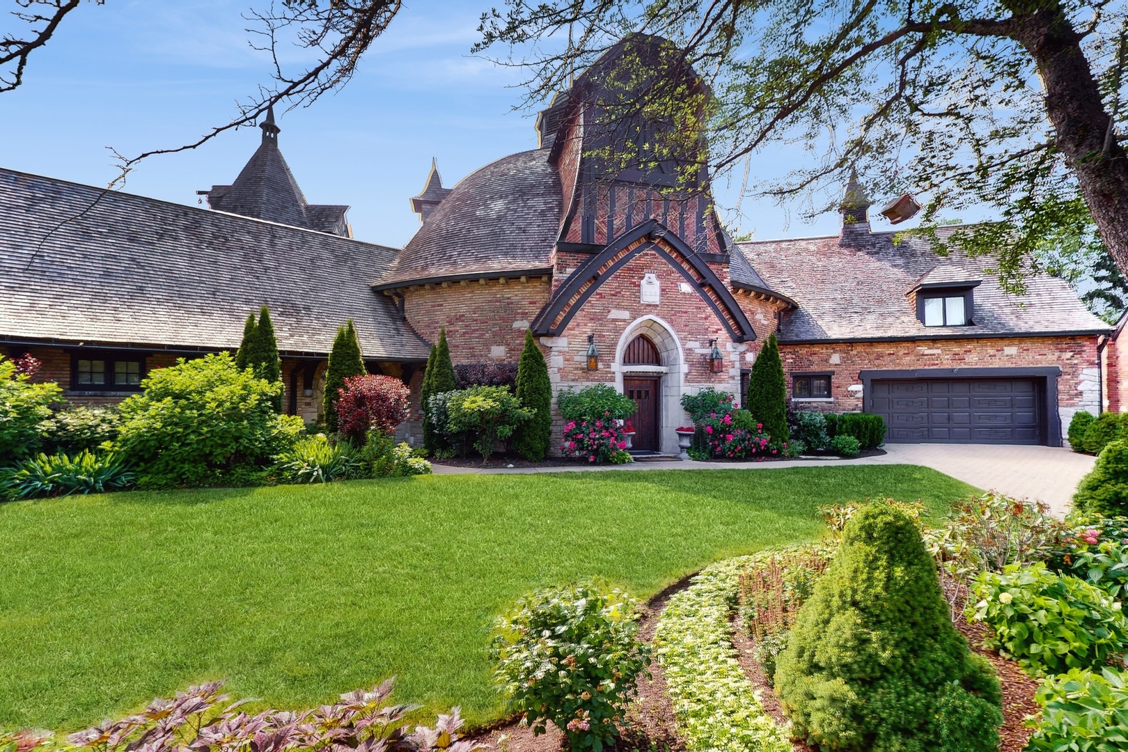 Photo of 570 Hathaway Circle, Lake Forest, IL 60045