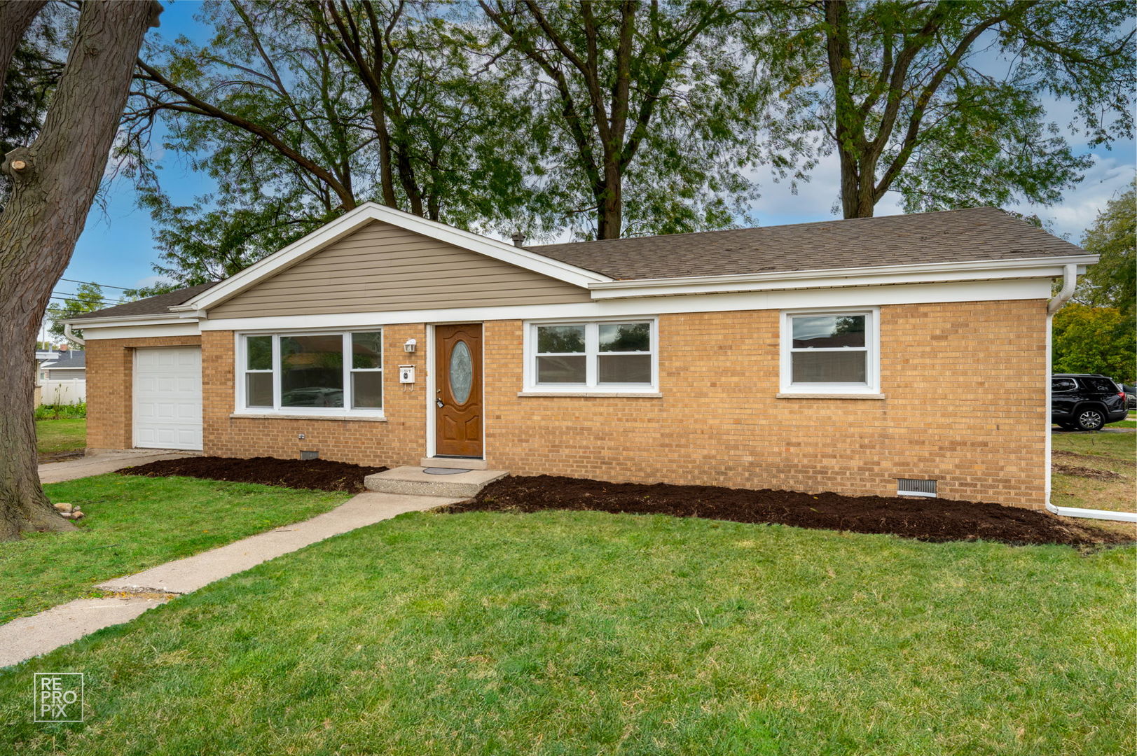 Photo of 10854 Lyman Avenue, Chicago Ridge, IL 60415