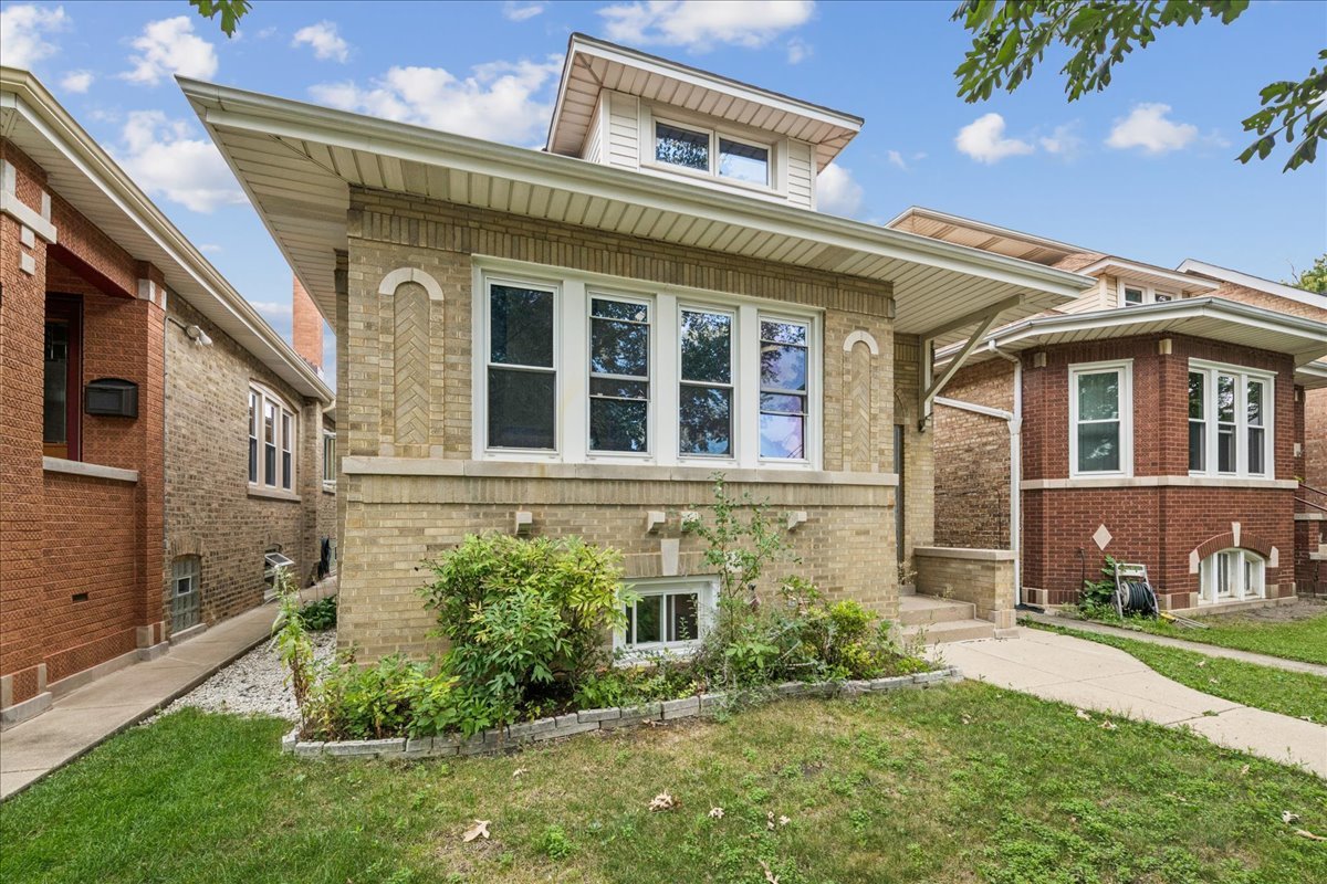 Photo of 5325 N Linder Avenue, Chicago, IL 60630