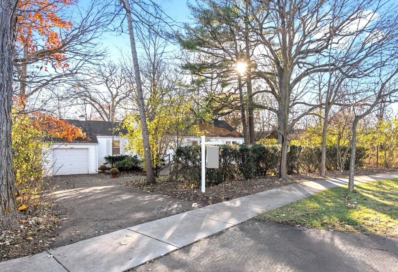 Photo of 1805 Gilbert Avenue, Downers Grove, IL 60515