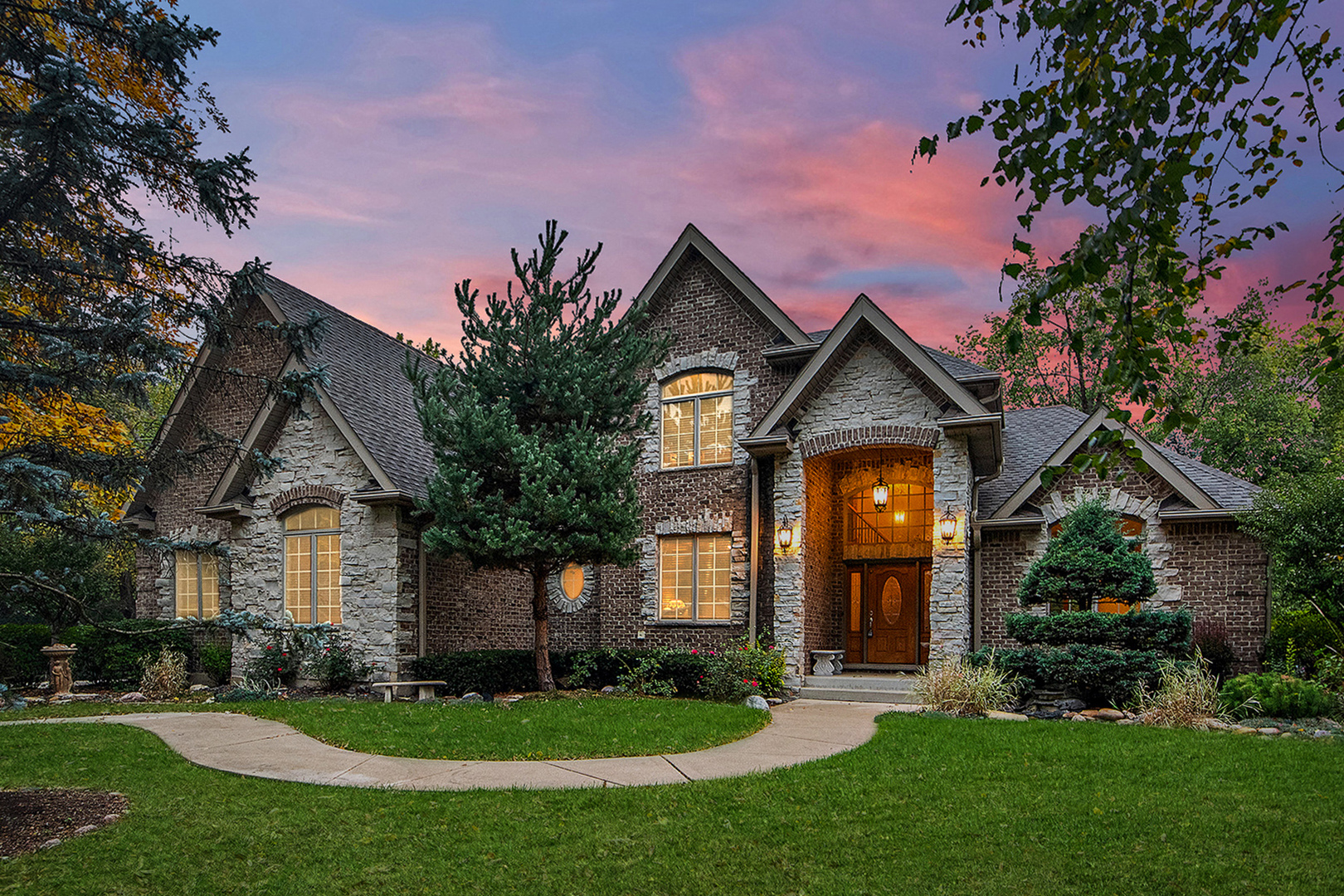 Photo of 209 Linden Oaks Lane, New Lenox, IL 60451