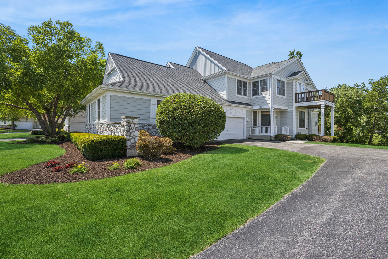 Photo of 8650 Saddlebred Court, Frankfort, IL 60423