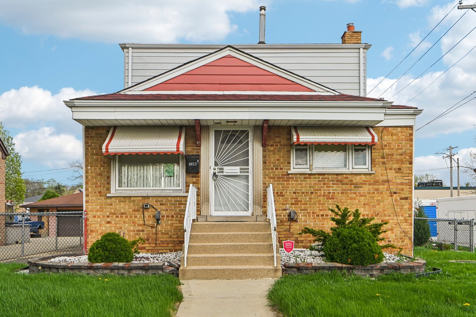Photo of 8853 S Troy Avenue, Evergreen Park, IL 60805