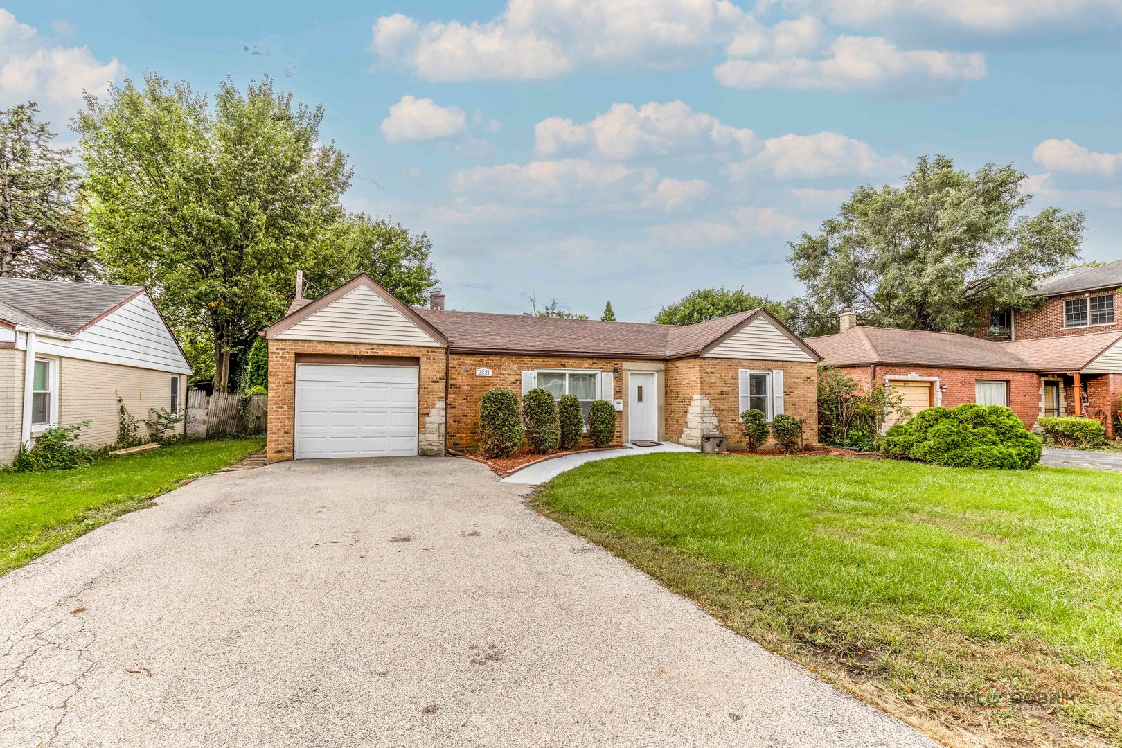 Photo of 2821 Dempster Street, Park Ridge, IL 60068