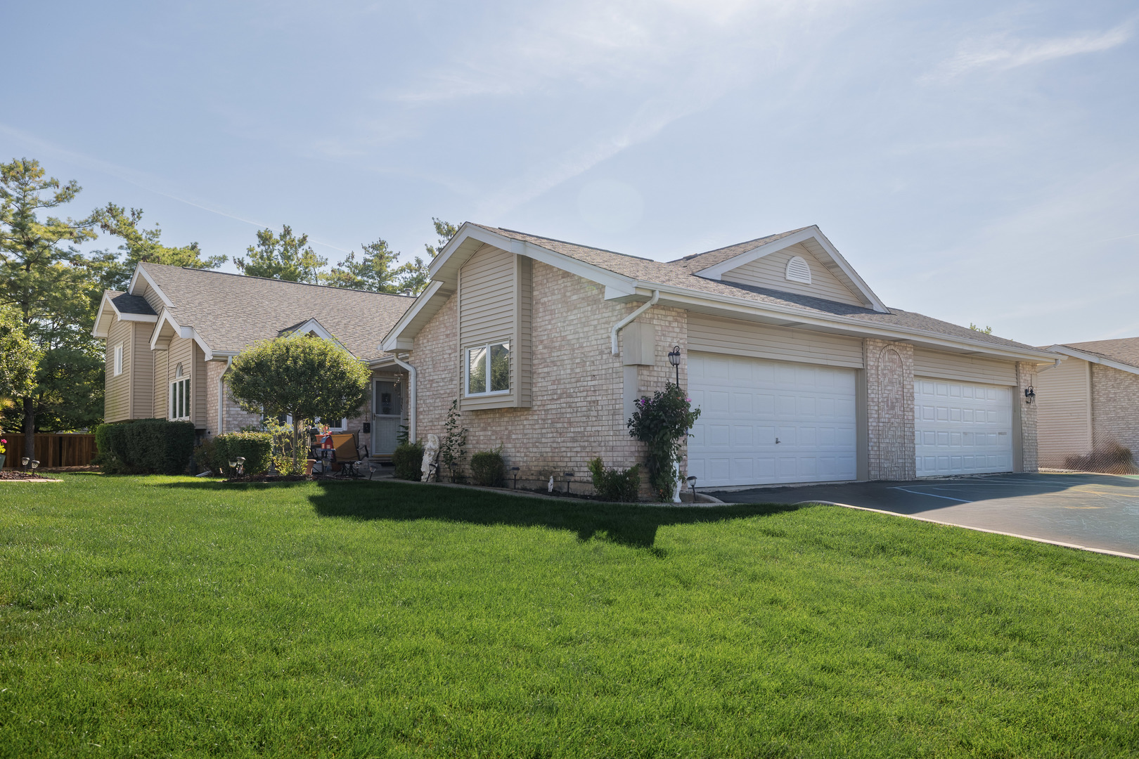 Photo of 16231 Lake Villa Avenue, Tinley Park, IL 60477