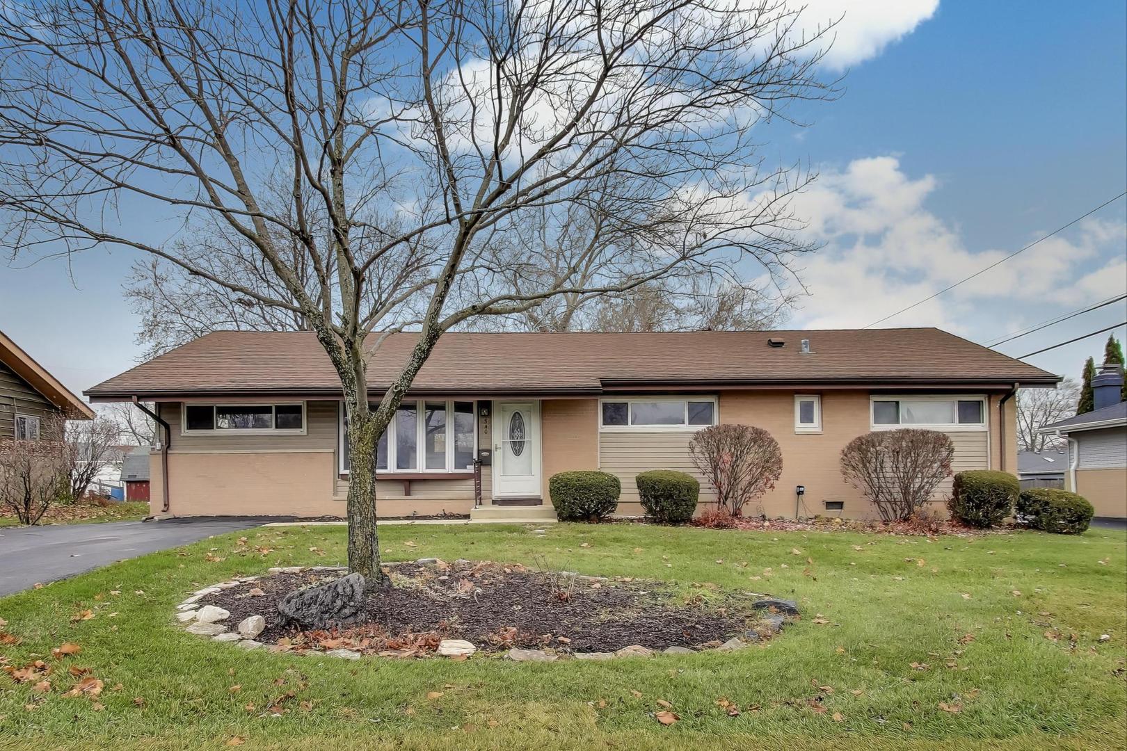 Photo of 540 Newark Lane, Hoffman Estates, IL 60169