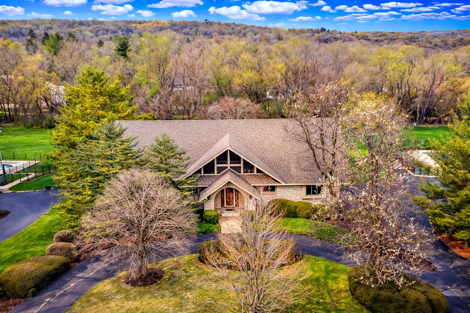 Photo of 38W710 Bonnie Court, St. Charles, IL 60175