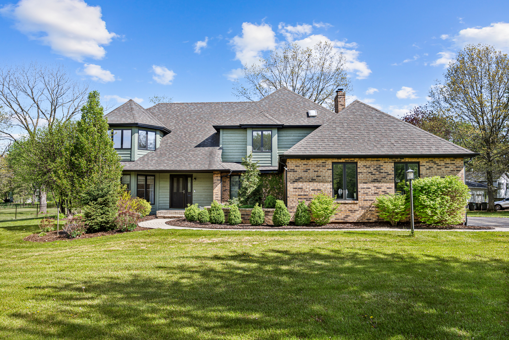 Photo of 6N131 Old Homestead Road, St. Charles, IL 60175