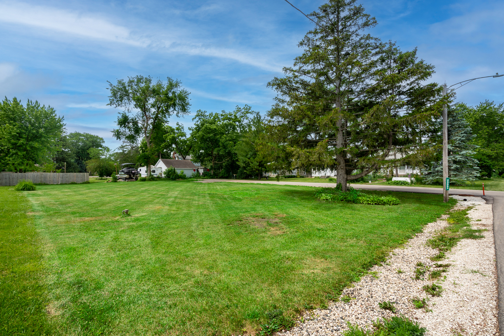 Photo of 25063 W 3rd Street, Antioch, IL 60002