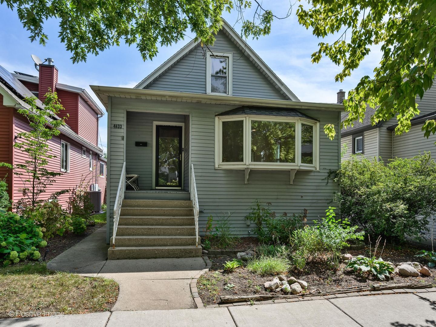 Photo of 4633 N KEDVALE Avenue, Chicago, IL 60630