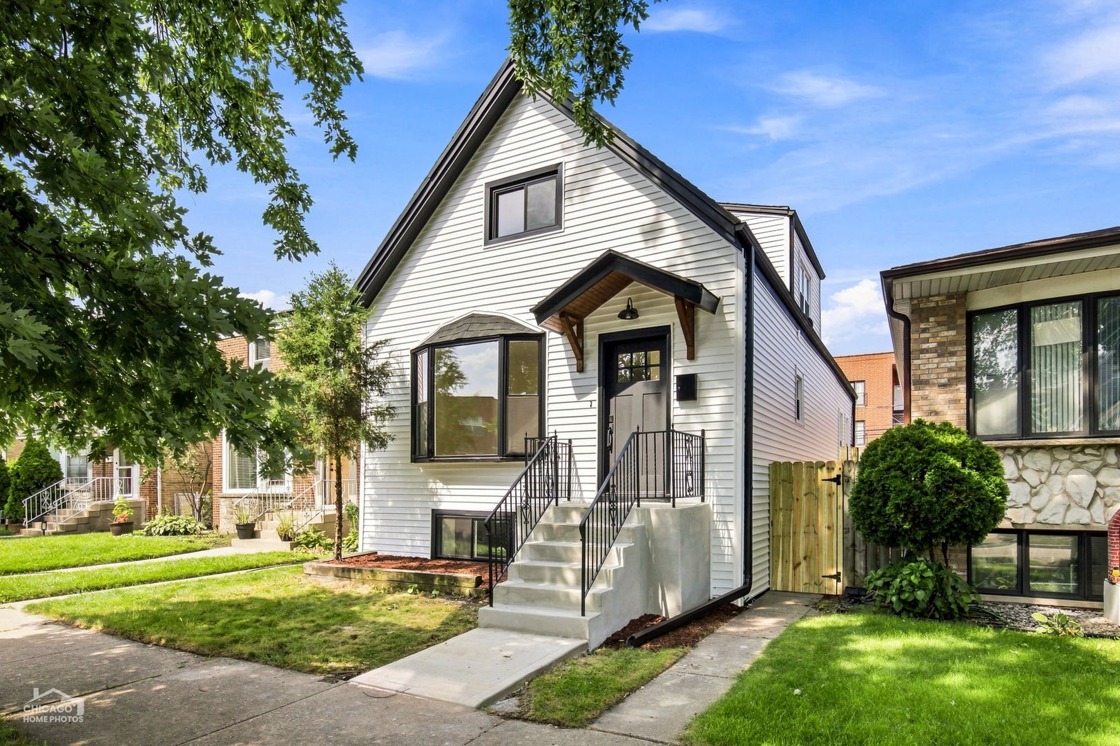 Photo of 5722 W Grover Street, Chicago, IL 60630