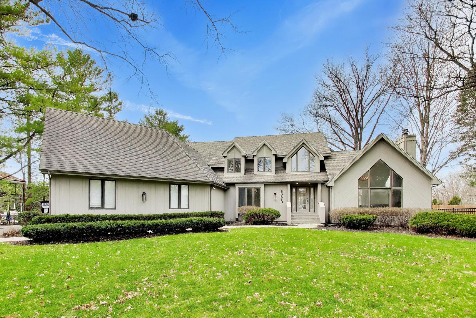 Photo of 8S510 Oxford Lane, Naperville, IL 60565