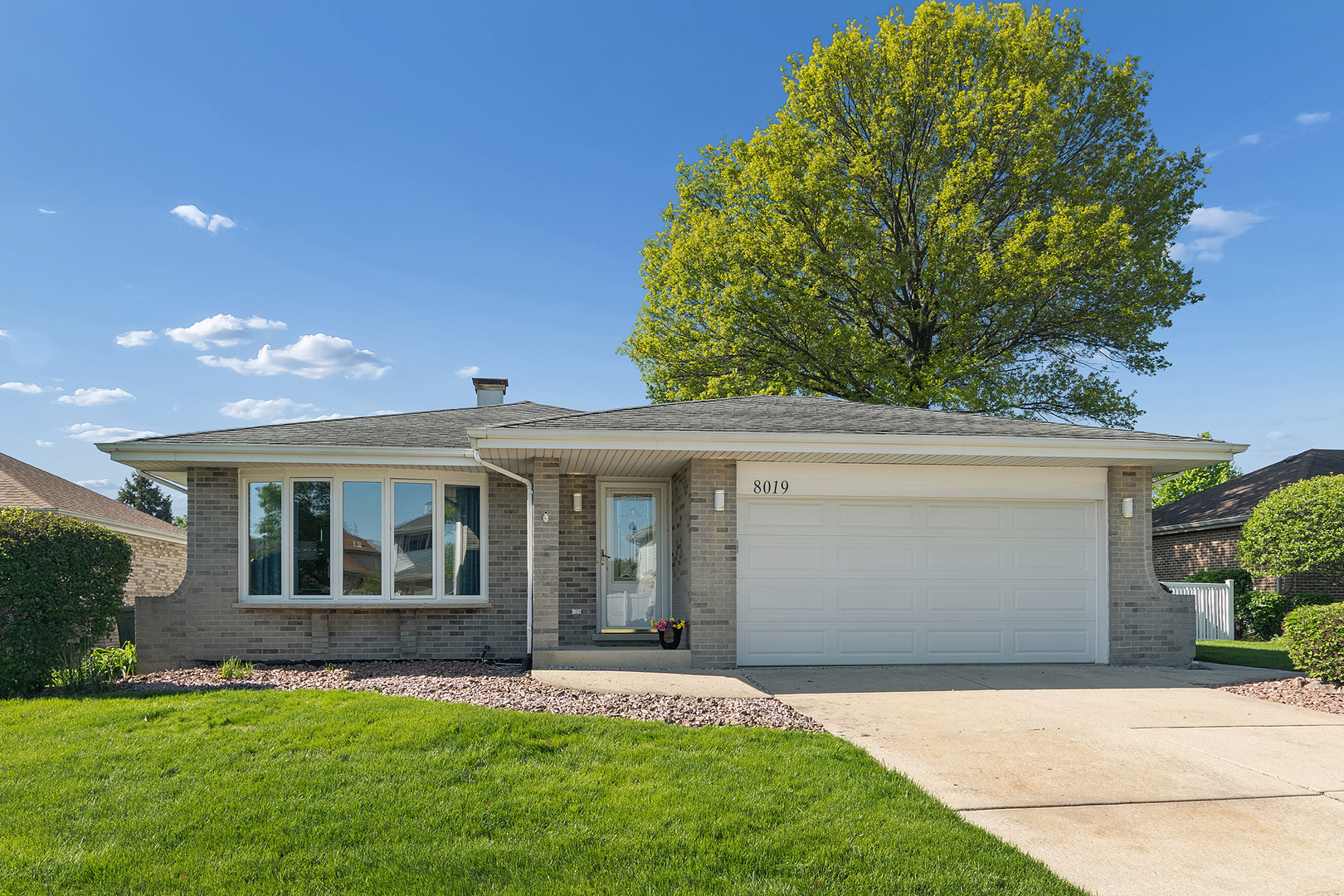 Photo of 8019 Prairie Court, Tinley Park, IL 60477