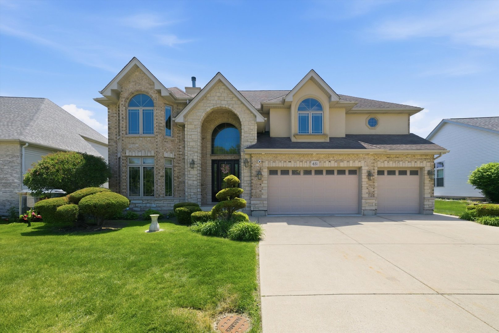 Photo of 651 Anne Lane, Bolingbrook, IL 60440