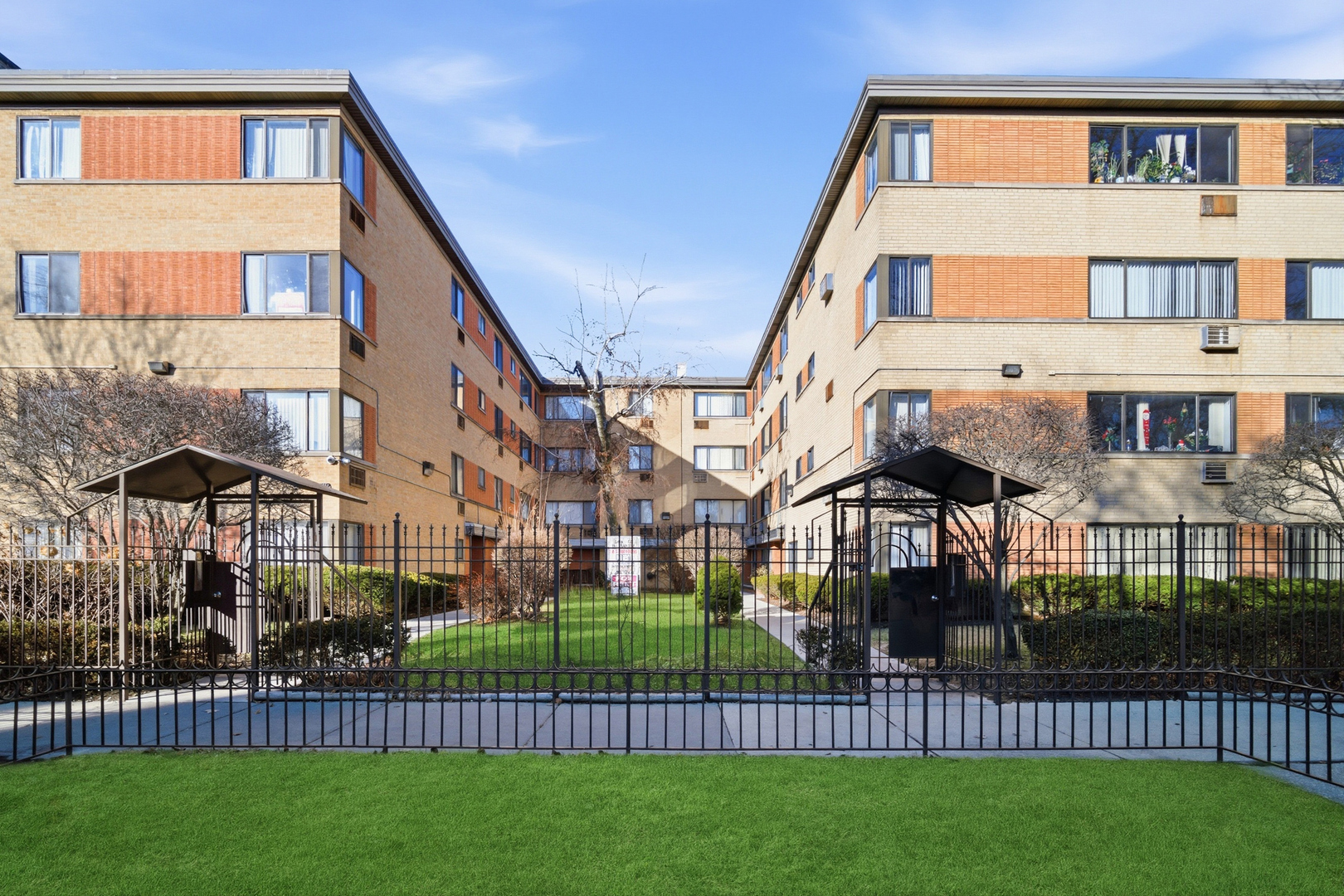 Photo of 1508-1512 W Farwell Avenue, Chicago, IL 60626