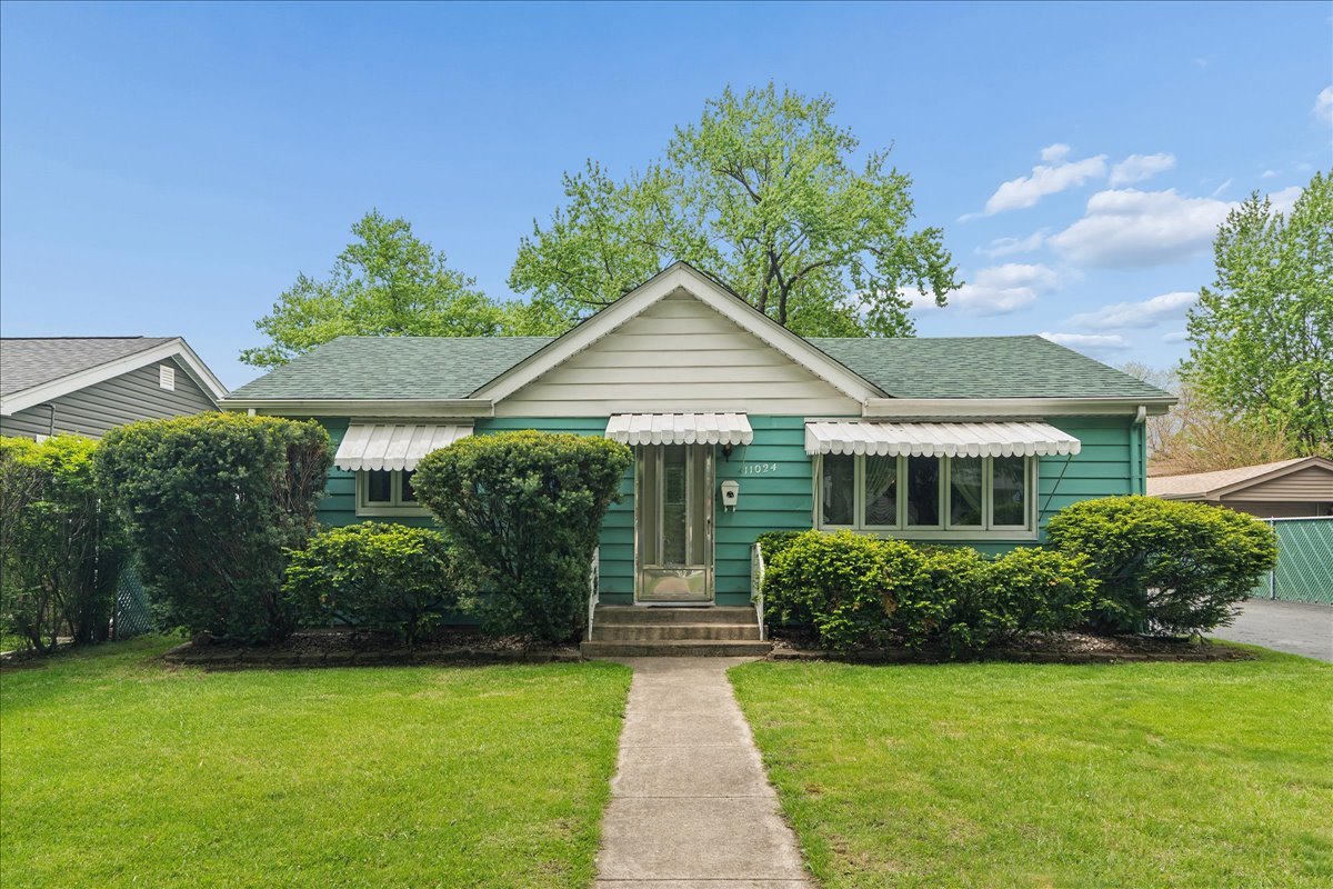 Photo of 11024 Oxford Avenue, Chicago Ridge, IL 60415