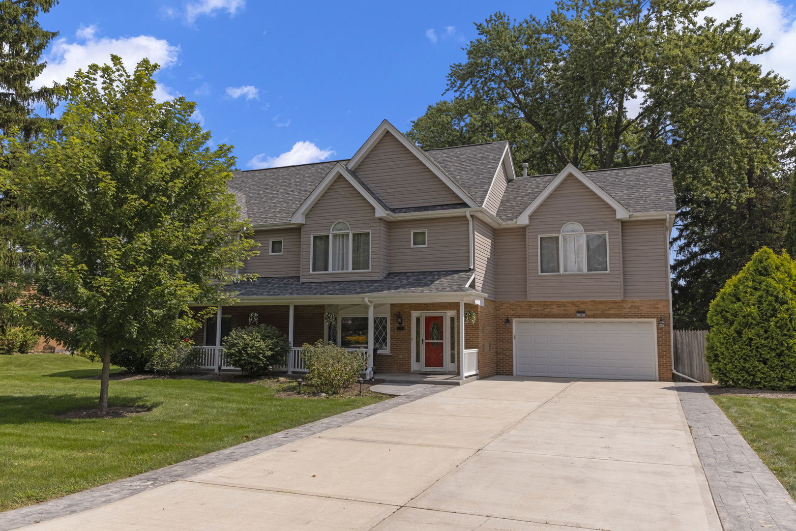 Photo of 1S705 Westview Avenue, Lombard, IL 60148