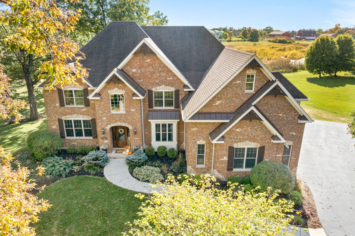 Photo of 40W513 Old Mill Court, Elgin, IL 60124