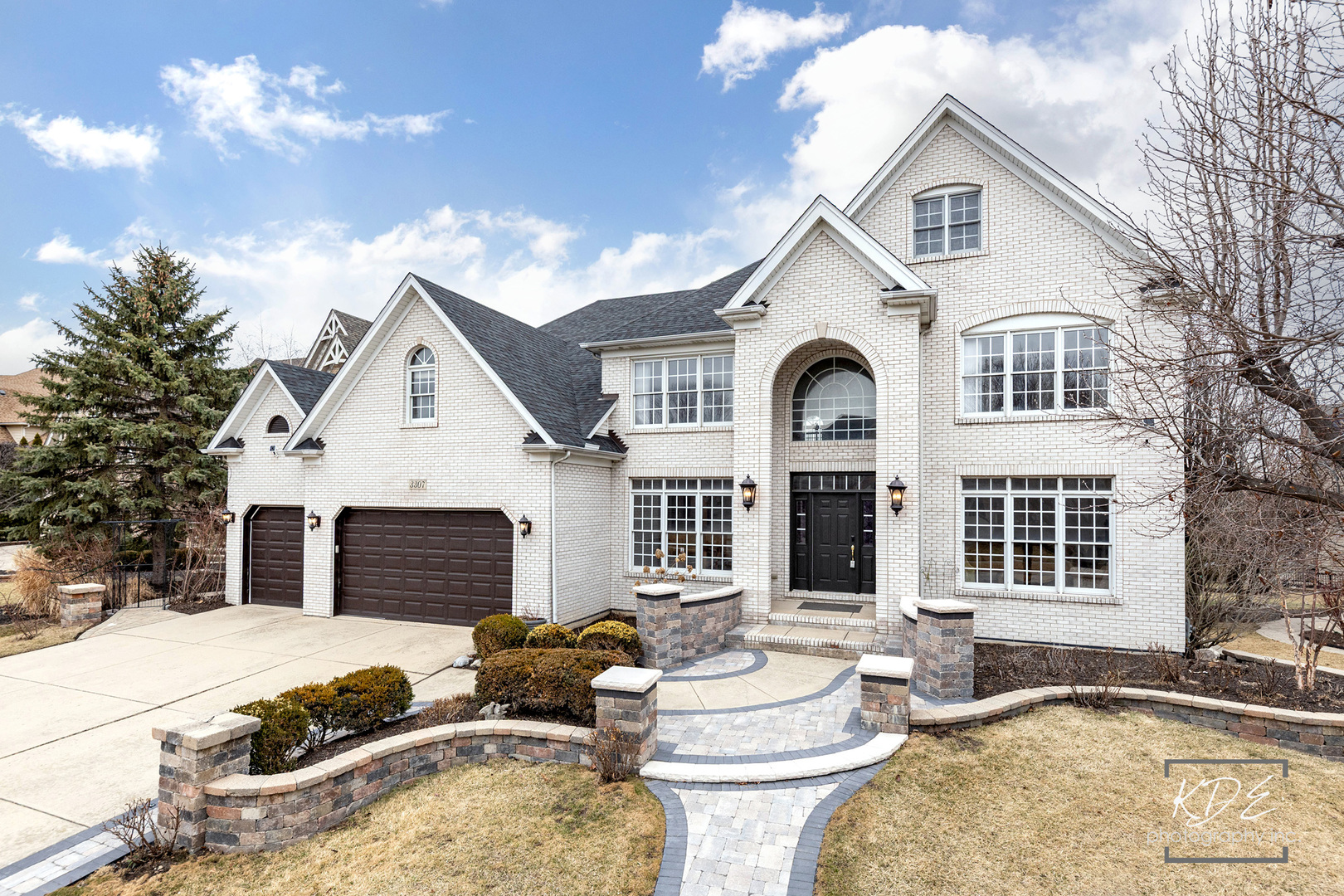 Photo of 3307 Danlaur Court, Naperville, IL 60564